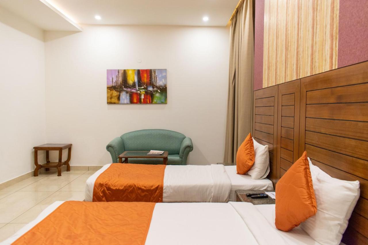 Grand Hotel Nawanshahr Nawāshahr المظهر الخارجي الصورة