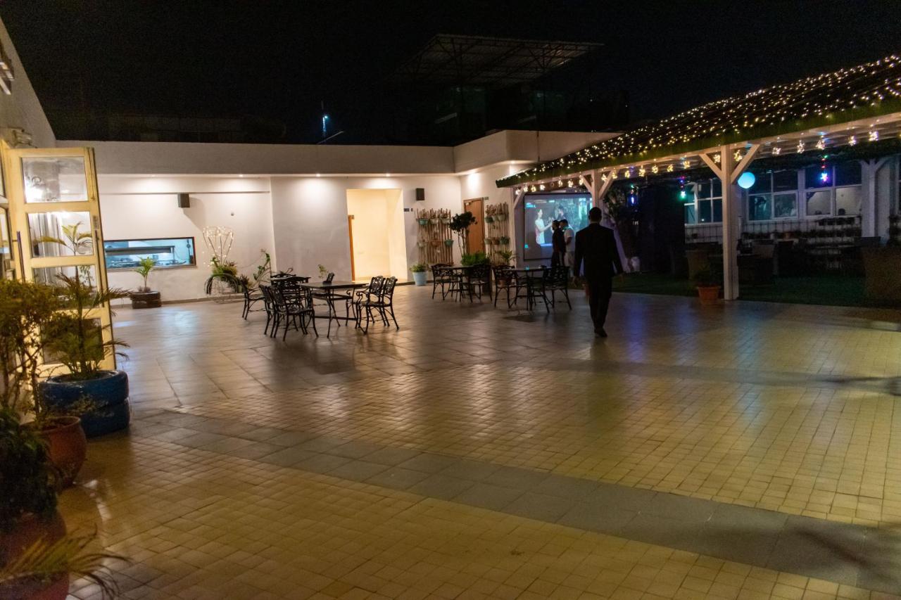 Grand Hotel Nawanshahr Nawāshahr المظهر الخارجي الصورة