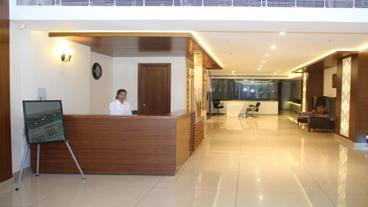 Grand Hotel Nawanshahr Nawāshahr المظهر الخارجي الصورة