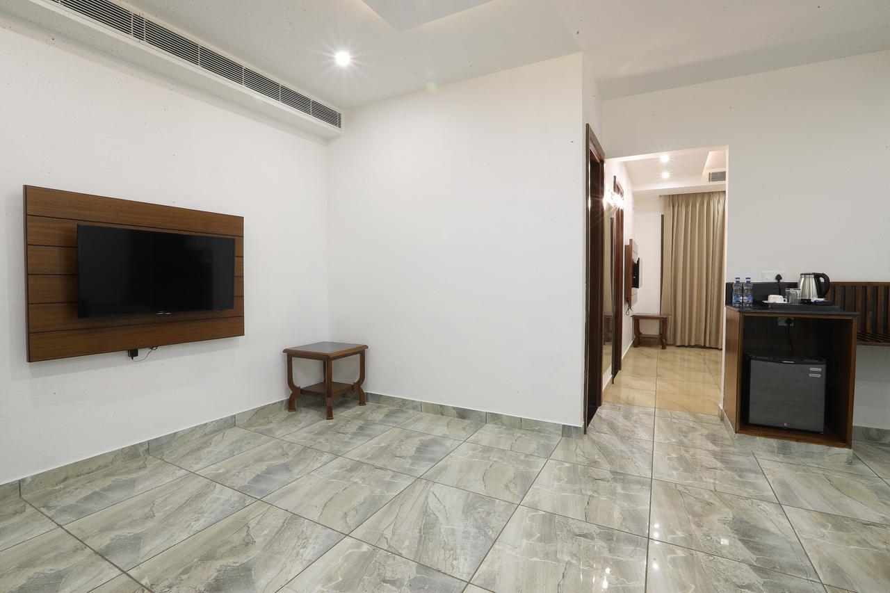 Grand Hotel Nawanshahr Nawāshahr المظهر الخارجي الصورة