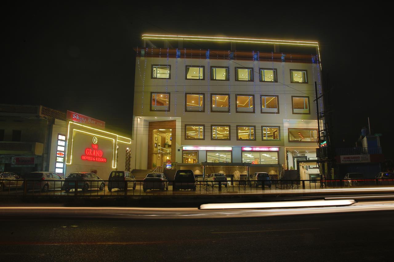 Grand Hotel Nawanshahr Nawāshahr المظهر الخارجي الصورة