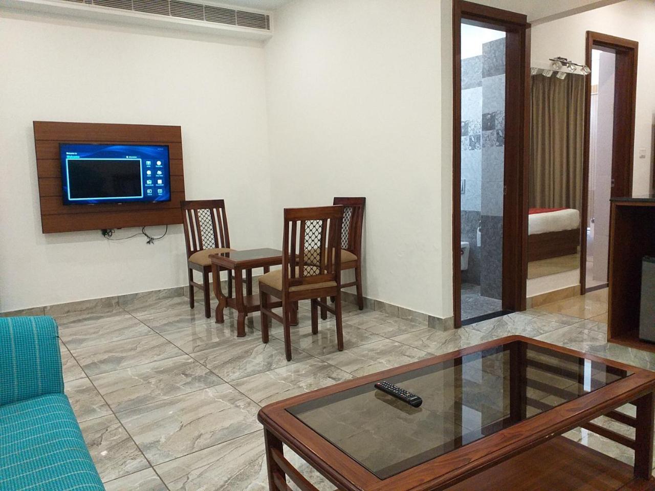 Grand Hotel Nawanshahr Nawāshahr المظهر الخارجي الصورة