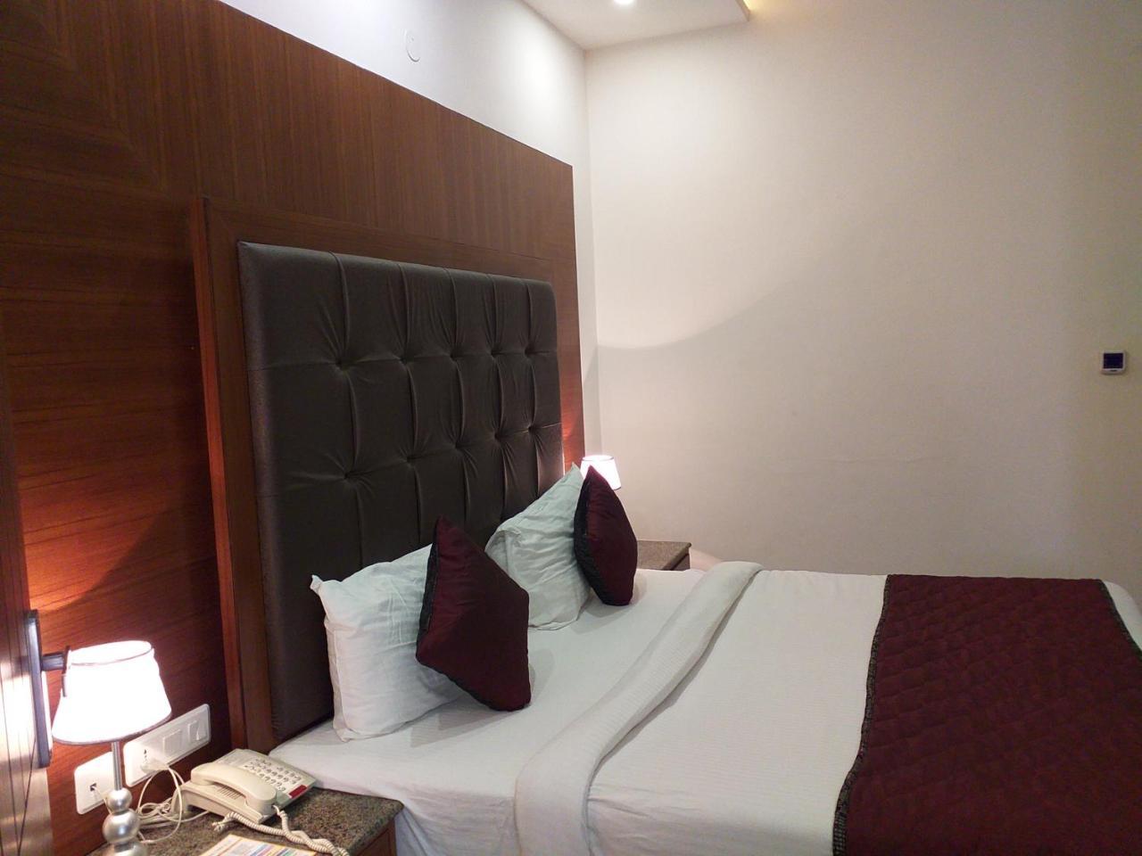 Grand Hotel Nawanshahr Nawāshahr المظهر الخارجي الصورة
