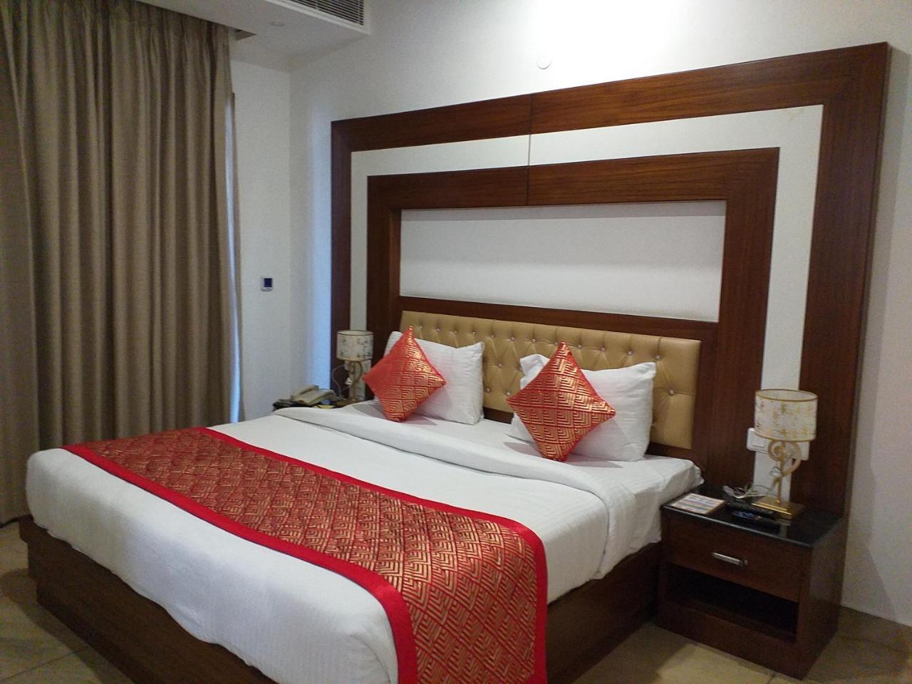 Grand Hotel Nawanshahr Nawāshahr المظهر الخارجي الصورة
