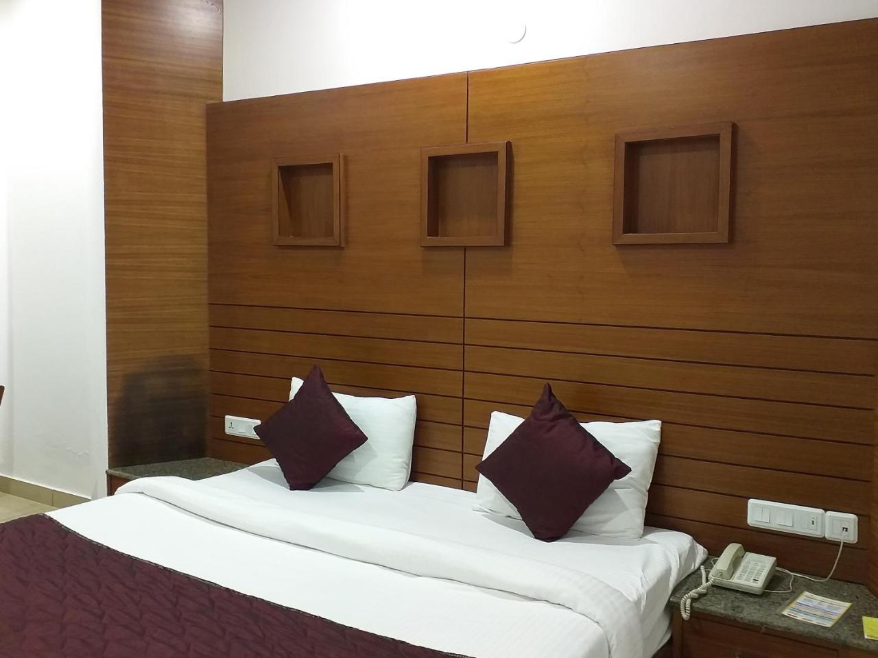 Grand Hotel Nawanshahr Nawāshahr المظهر الخارجي الصورة