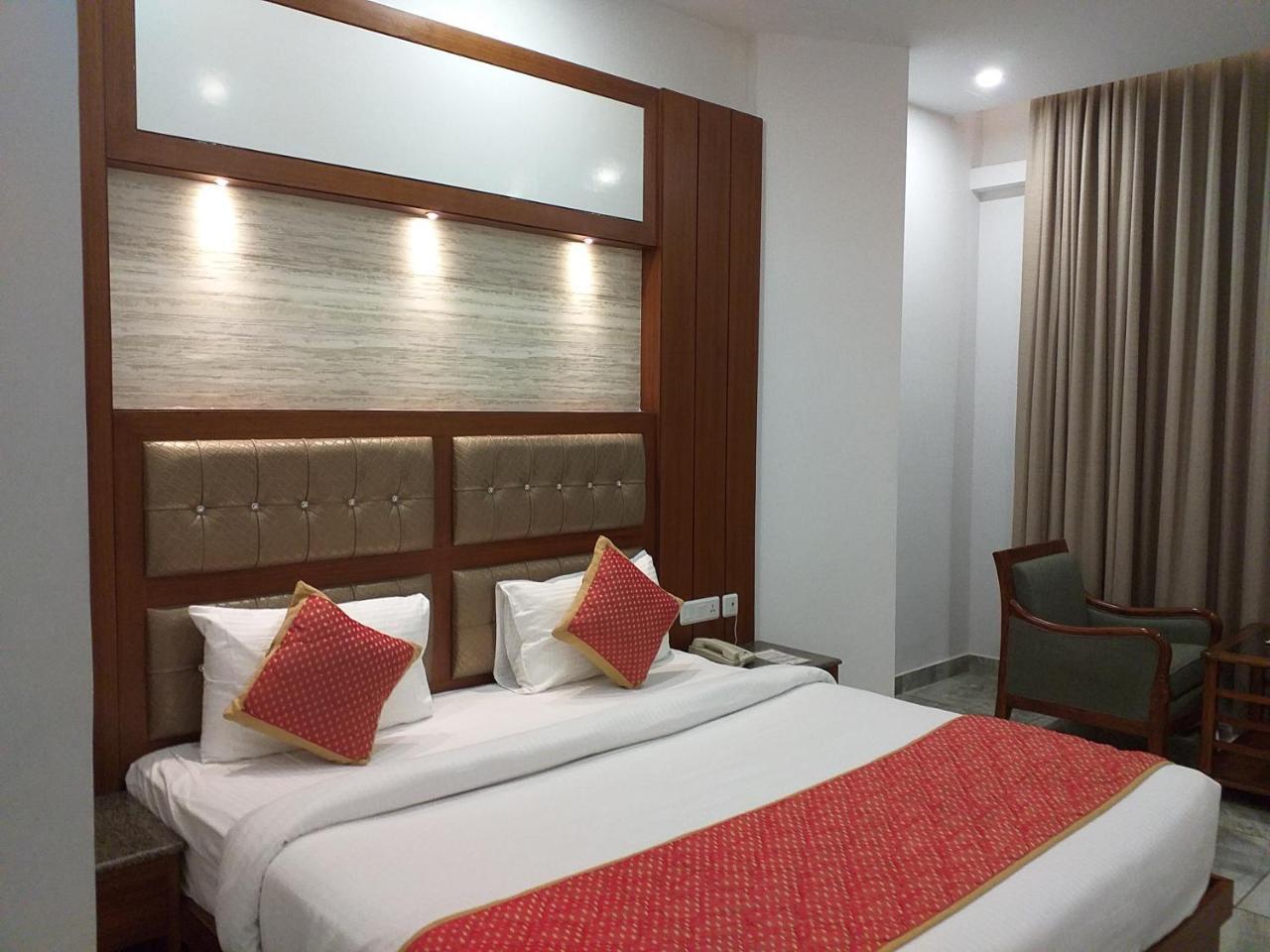 Grand Hotel Nawanshahr Nawāshahr المظهر الخارجي الصورة